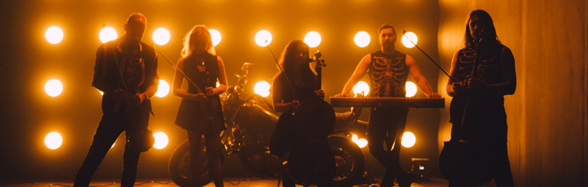 IL SUONO ORCHESTRA ROCK SHOW STRINGS UNPLUGGUED Live at Fulton Street Collective