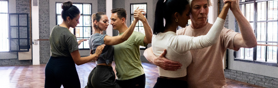 people ballroom dancing