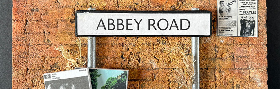 Scale Workshop: Street Sign @TheCraftyEgg