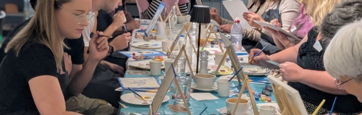 👻Spooky Beginner-Friendly Painting Workshop at The Glasgow Art Club