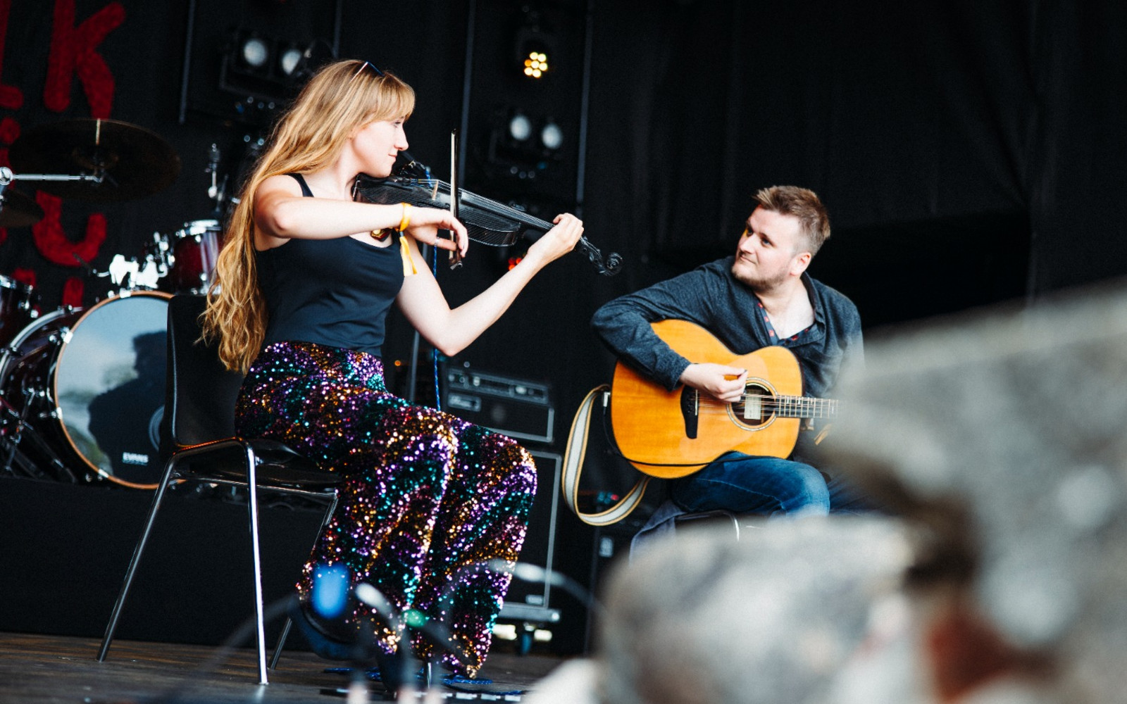 ELIZABETH DAVIDSON-BLYTHE & DANIEL QUAYLE with special guests SMOOINAGHT MIE