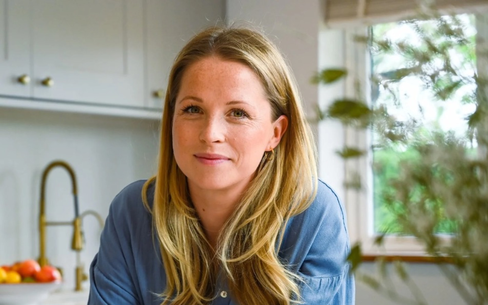 She Thrives: Perimenopause, Reframed w/ Women's Health Expert Rose Constantine