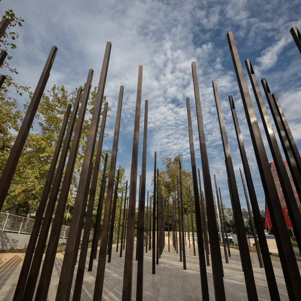 Guided Tour @ STORIES: The AIDS Monument [June 13]