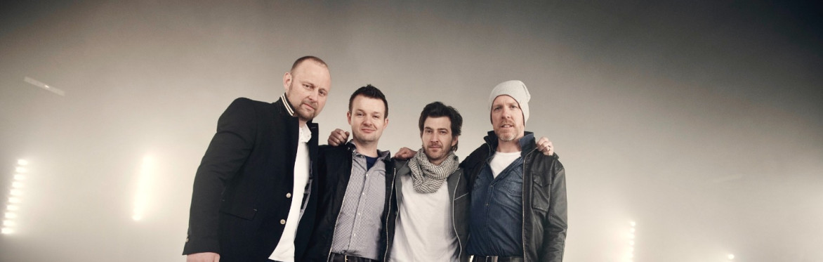 Photo of the band Empire Circus