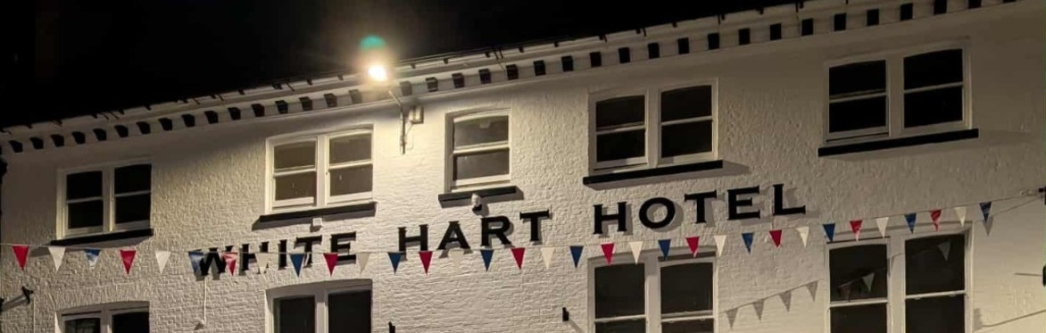A HAUNTED COACHING INN - THE GREAT LAUNCESTON GHOST HUNT