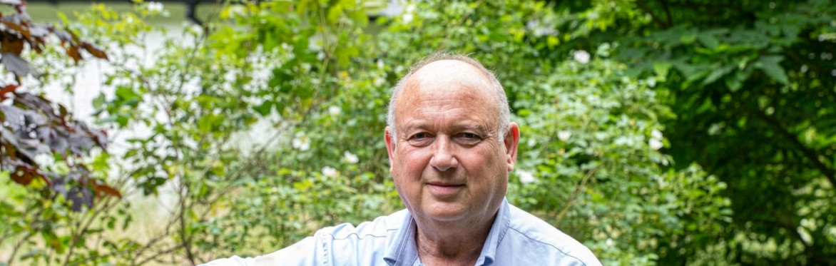 Louis de Bernieres - In Conversation