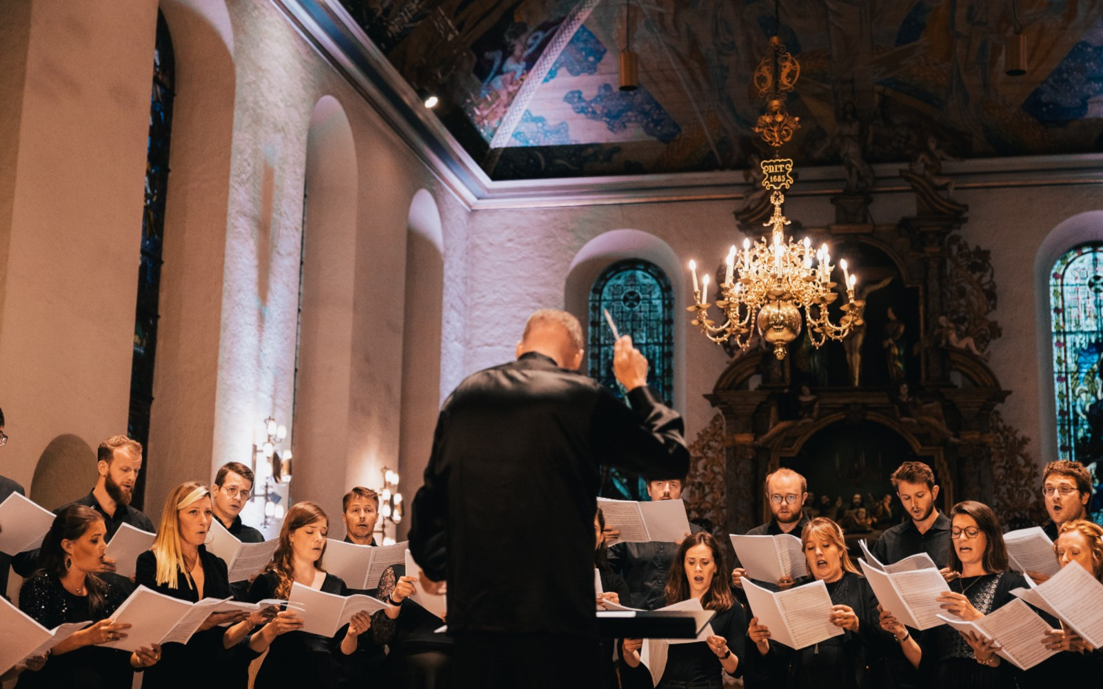 POLYPHONY conducted by STEPHEN LAYTON