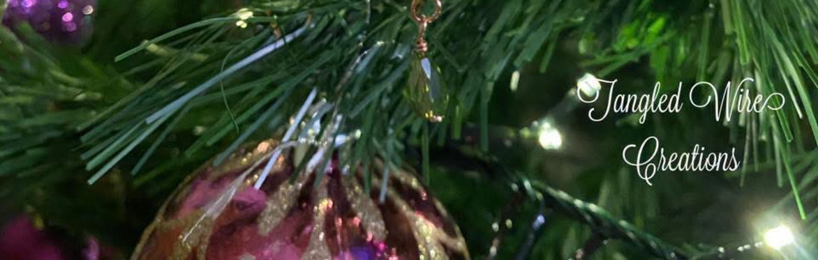 Tangled Wire Creations - Bauble