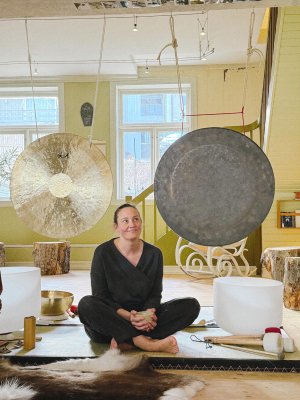 Lørdag 14:00 Gongbad & fascia aktivering m/ Camilla Bersvendsen image