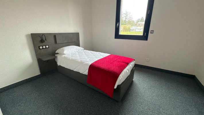Single Room (Private Room – Single Bed) [a] image