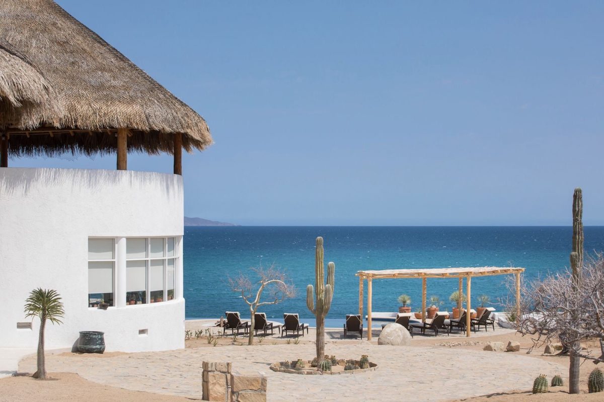 The shala and the pool terrace