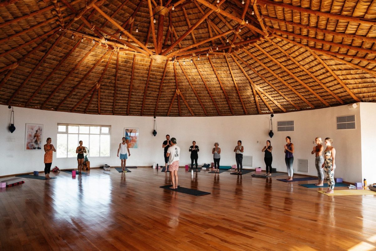 A group class in the shala
