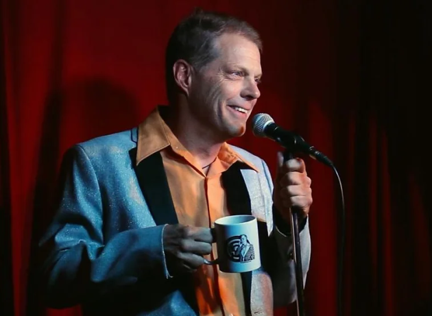 Andy Andrist performing comedy