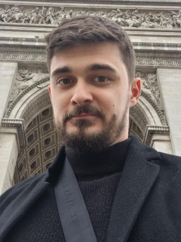 A photo of Andrzej