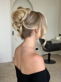 Melbourne Masterclass - Face Framing & Signature Styles image