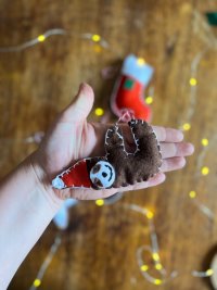 Make Your Own Felt Christmas Decorations image