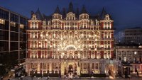 Cocktails & Conversation Christmas Mixer At The Mandarin Oriental 35+ image