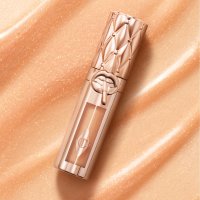 Charlotte Tilbury Masterclass: A Very Charlotte Christmas image