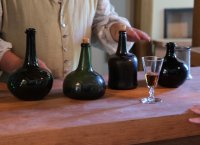 Colonial Cocktails: Lemon Liqueurs image