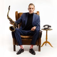 "The Sofa Sessions" at The Lion's Den Cafe: The Fraser Smith Quartet image