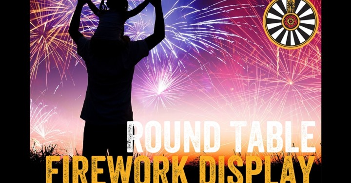 Petersfield Round Table Fireworks, from Bell Hill Recreation Ground
