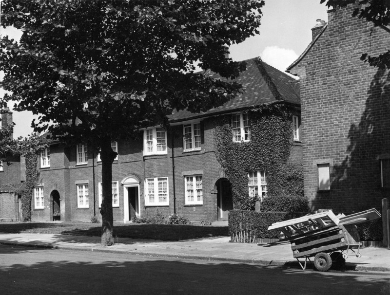 Select tickets – Tower Gardens, N17: Cottage Garden Suburb and ‘Jewel ...
