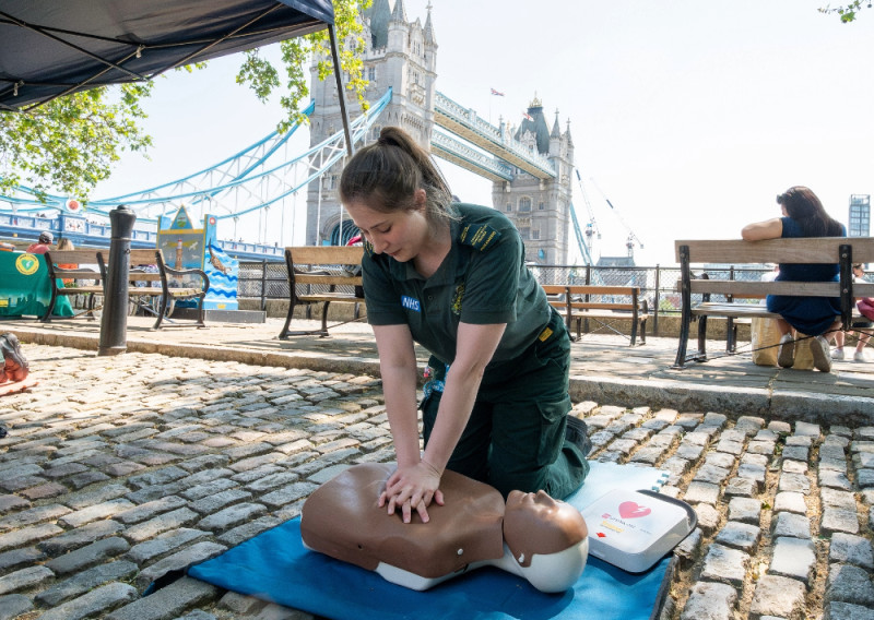 Book your training slot – Become a London Heartstarter in Kew: Free ...