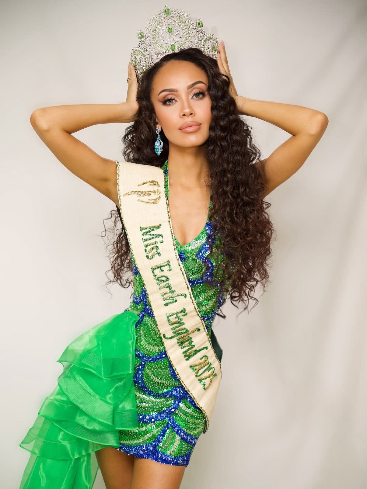 Miss Earth Superheat