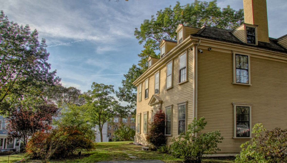 The Governor Bellingham-Cary House Association